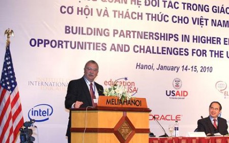 Đại sứ Mỹ: Các vụ bắt bớ giới bất đồng chính kiến gia tăng tại VN 